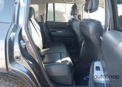 2017 Jeep Compass High Altitude 4X4 z USA, uszkodzony, nr VIN 1C4NJDEB2HD100335